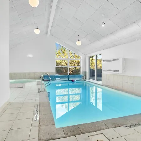 Holiday home Amazing In With Wifi *